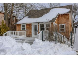206 Lumber Ln, Bridgehampton, NY