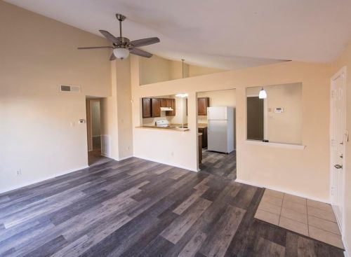 438 Vincent St, Cedar Hill TX 75104-9090 exterior