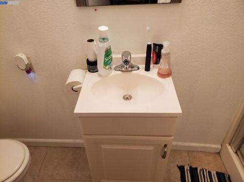 960 Folsom Ave, Hayward CA 94544-5700 exterior