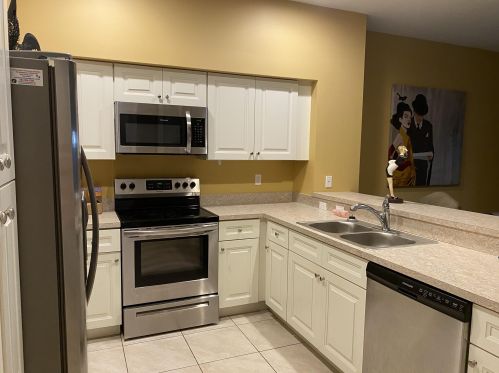 4460 Leo Ln, West Palm Beach, FL 33410-6410