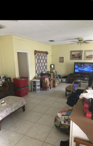 1033 Martinique Ave, Fort Pierce, FL 34982-4329