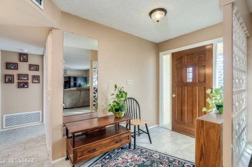 263 Abrego Dr, Green Valley AZ  85614-1504 exterior