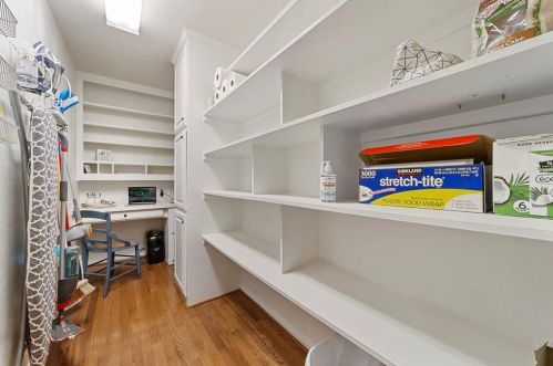 1811 Forest Meadow Ln, Richardson TX  75081-2166 exterior