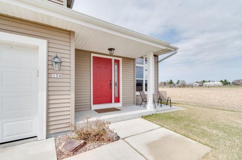 134 Reeds Dr, West Bend, WI 53095-3524