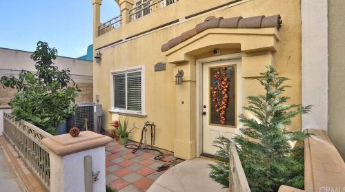 8294 Golden Cir, Garden Grove, CA 92844-1085
