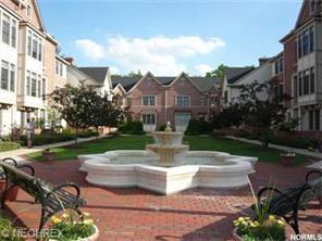 20068 Chagrin Blvd, Cleveland OH  44122-4946 exterior