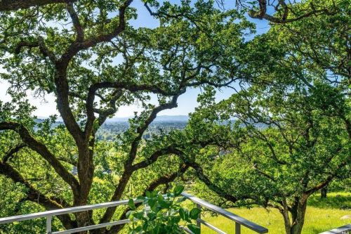 4833 Skycrest Way, Santa Rosa CA  95405-8798 exterior