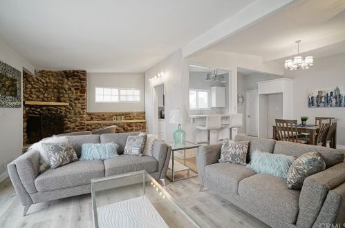 225 Alru St, Rialto CA  92376-6904 exterior