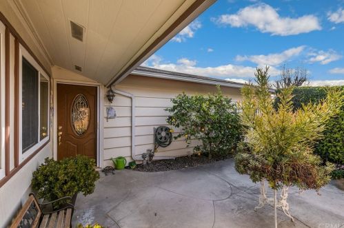 1915 Chateau Ave, Anaheim CA 92804-4409 exterior