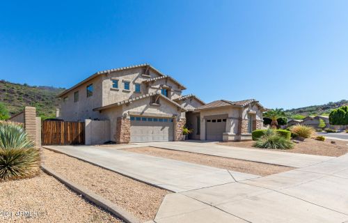 26204 Fernbush Dr, Phoenix, AZ 85083-1625