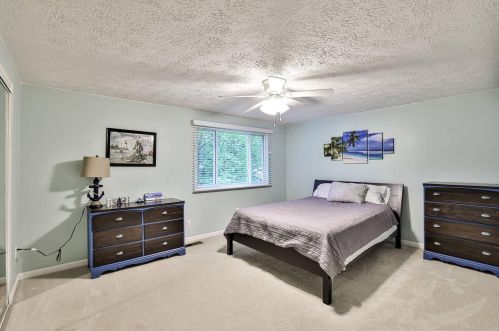 104 Hummingbird Ct, Covington KY  41018-2606 exterior