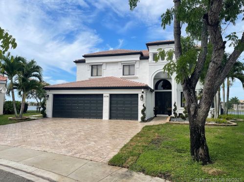 16896 51st St, Hollywood, FL 33027-4918