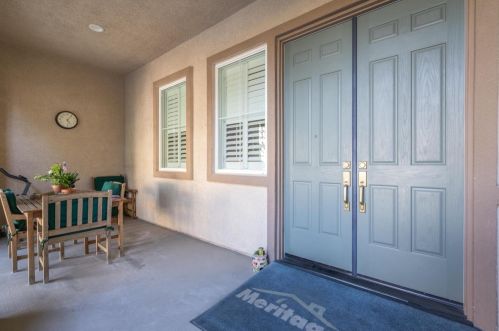 1138 Water Ln, Lathrop, CA 95330-8608