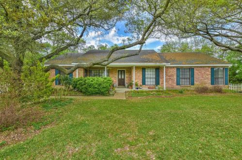 21602 Fones Rd, Tomball, TX 77377-5835