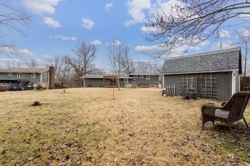 338 Crestway Rd, Englewood OH  45315-9702 exterior