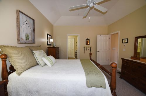 114 Greyhawk Dr, Mashpee MA 02649-4486 exterior