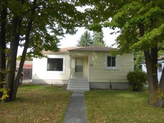 1711 Smith St, Spokane WA  99207-5369 exterior