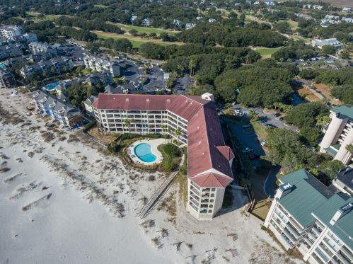 515 Seascape Ct, Isle Of Palms SC 29451-4831 exterior