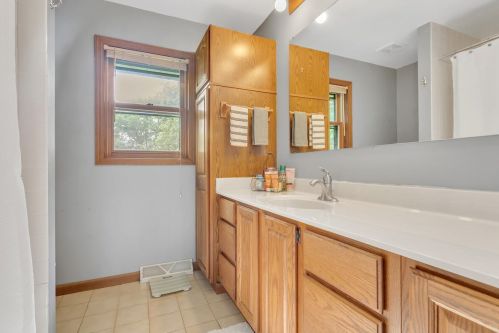 7110 89th Ave, Kenosha WI exterior