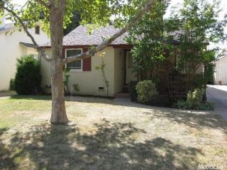 2132 35th St, Sacramento, CA 95817-1306