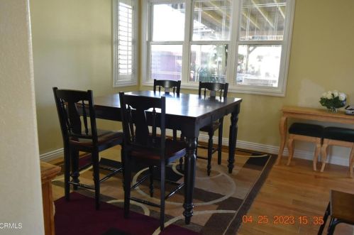 706 Princessa Dr, Oxnard CA  93030-7690 exterior