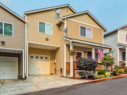 39560 Evans St, Sandy, OR 97055-7329