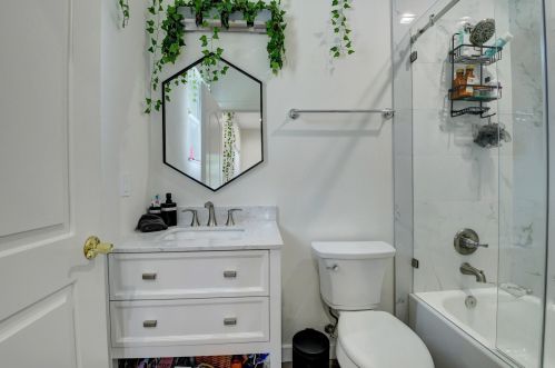 8696 Valhalla Dr, Delray Beach FL  33446-9568 exterior