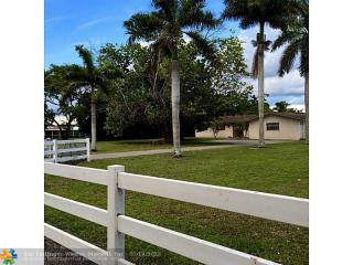 3851 132nd Ave, Hollywood, FL 33027-2721