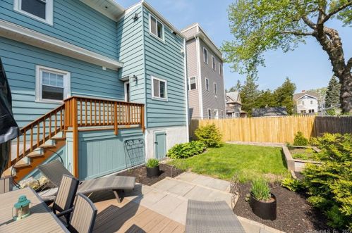 53 Grant St, Milford CT 06460-5310 exterior