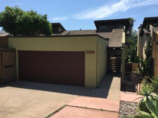 678 Hygeia Ave, Encinitas CA  92024-2113 exterior