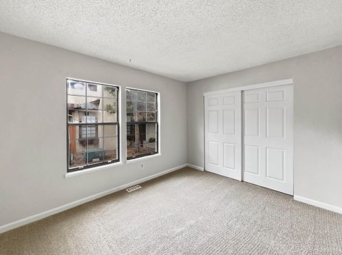 3857 Fraser St, Denver CO 80014-3829 exterior