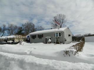 55 Parkside Dr, Plainville, CT 06062-2621