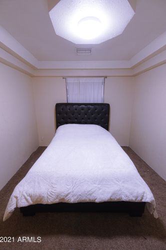 1809 51 Dr, Phoenix AZ 85035-1901 exterior