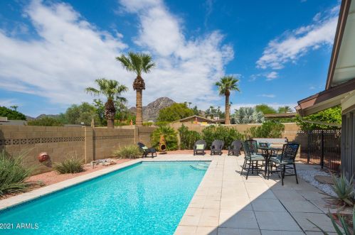 6701 21st Pl, Phoenix AZ  85016-1153 exterior