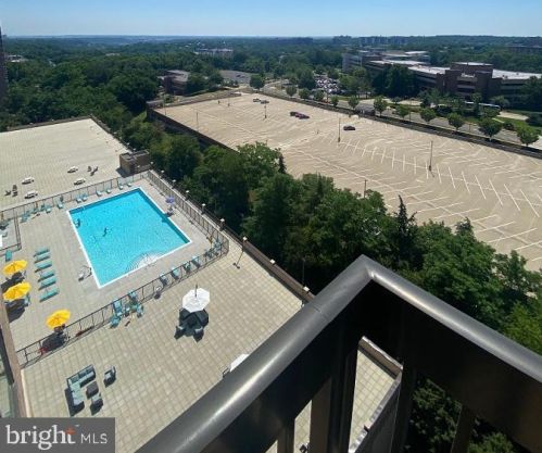 3713 George Mason Dr, Falls Church VA  22041-3761 exterior