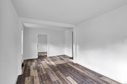 829 Bailey Hill Rd, Killingly CT  06241-1836 exterior