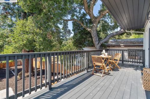 3305 Guido St, Oakland CA 94602-3507 exterior