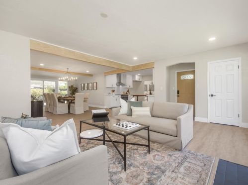 4725 Van Ness Blvd, Fresno CA  93704-3122 exterior