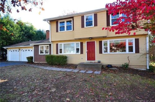 102 Lighthouse Hill Rd, Windsor CT  06095-1212 exterior