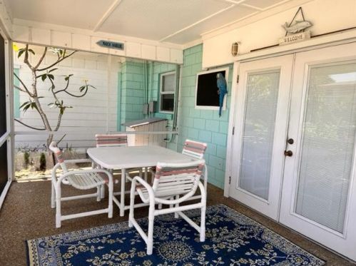 1125 Ocean Dr, Fort Pierce, FL 34949-3335