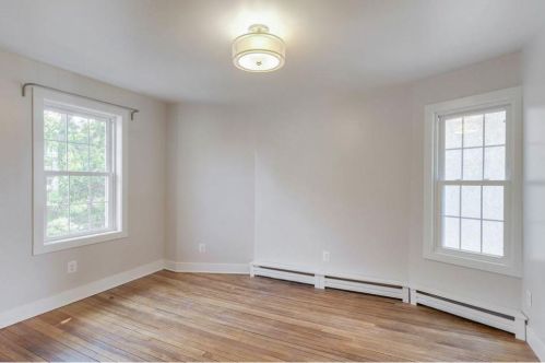 2549 Aldrich Ave, Minneapolis MN 55405-2925 exterior