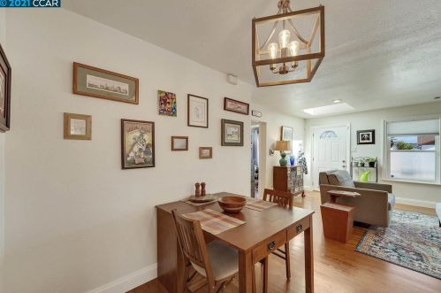 2854 Mcbryde Ave, Richmond CA  94804-1247 exterior
