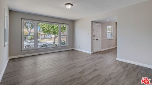 4613 Dunrobin Ave, Lakewood CA  90713-2527 exterior