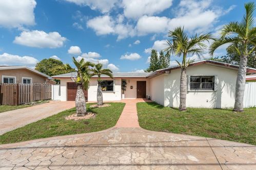 7611 13th St, Hollywood, FL 33024-5209