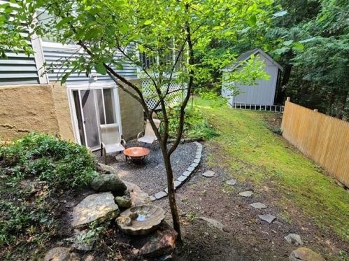 65 Timberlane Dr, Keene NH  03431-2069 exterior