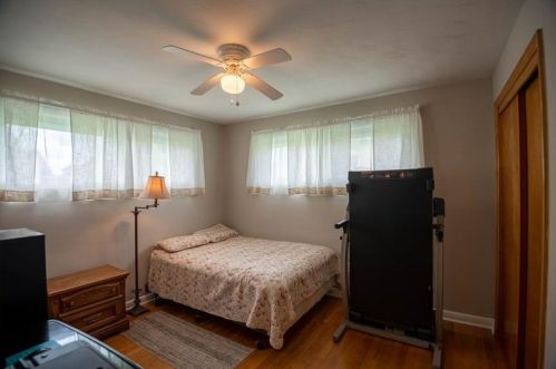 837 Spencer Ave, Hermitage PA  16146-3159 exterior