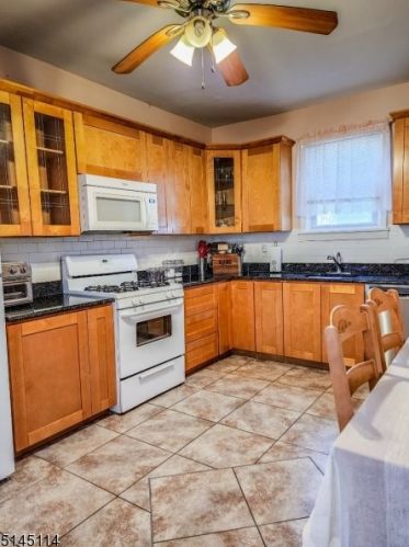 18 Barber Ave, West Deptford NJ  08096-2414 exterior