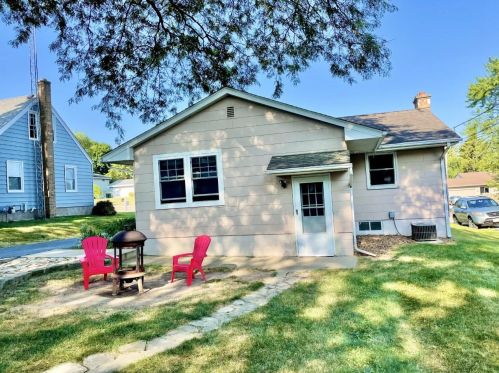 537 18th Ave, West Bend, WI 53095-3754