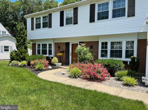 106 Eastbrook Ln, Willingboro, NJ 08046-2225
