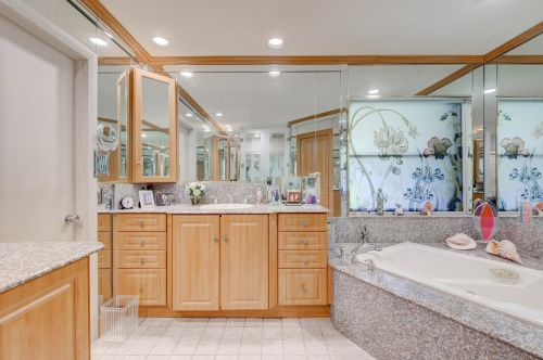 5215 Estates Dr, Delray Beach FL  33445-4385 exterior